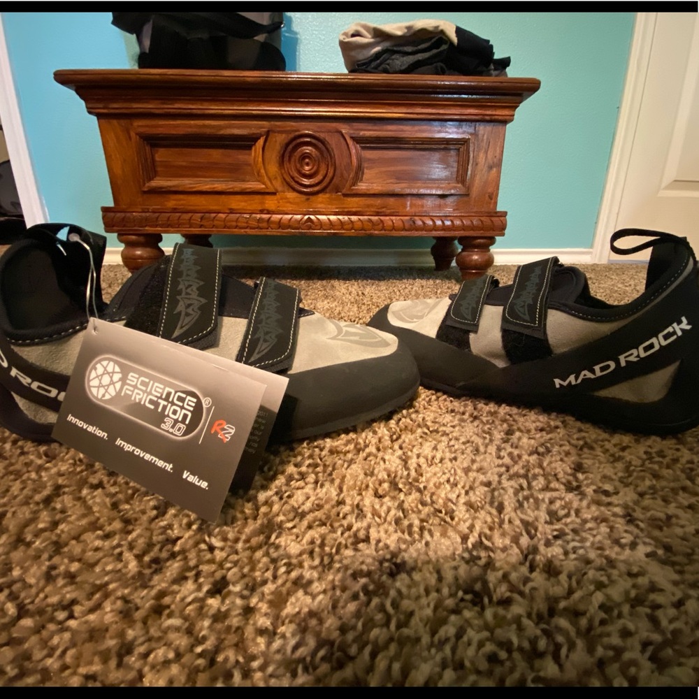 New Mad Rock Climbing Shoes Mens Size 9